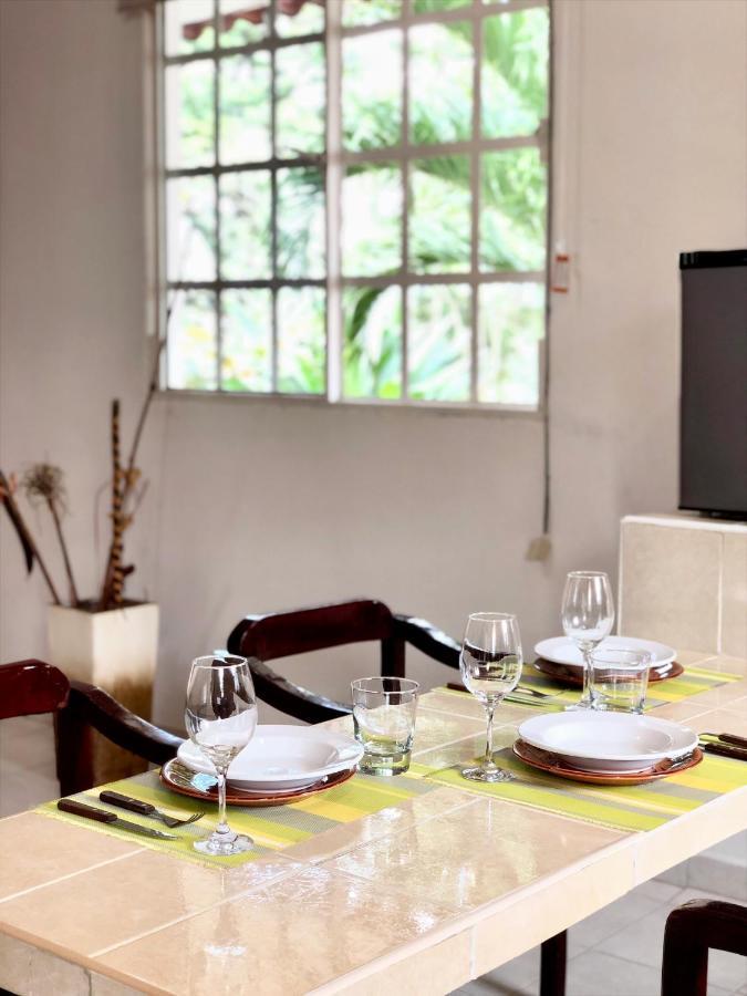Lunas Apartment ปาเลงเก ภายนอก รูปภาพ